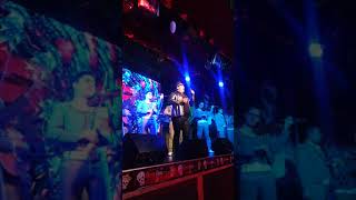 Rogerst el show man para q me haces llorar la chula Medellín....