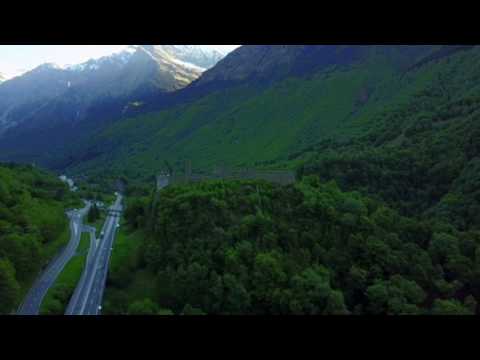 Different Reality (Tripswitch Remix) - Symbolic & Liquid Soul - Sacred