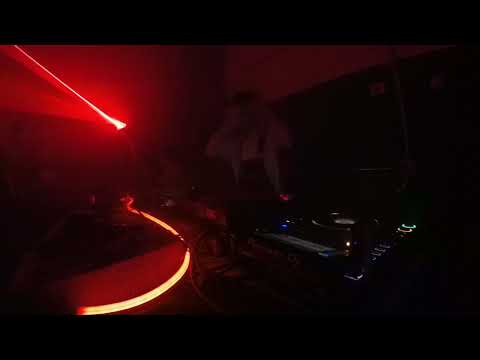 Makeen / Duck Trash @ Bent