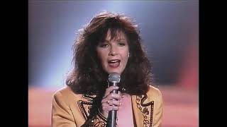 He hurt me bad (in a real good way) - Patty Loveless - live 1993