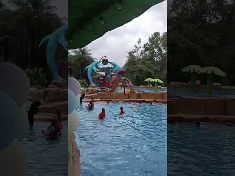 es en dolega Chiriquí , deben reservar primero para poder ingresar son 5 dólares la entrada 🎟️