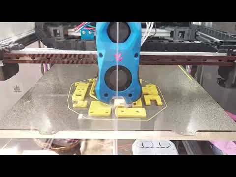 Voron Trident printing Voron switchwire part (Creality ender 3 pro conversion)