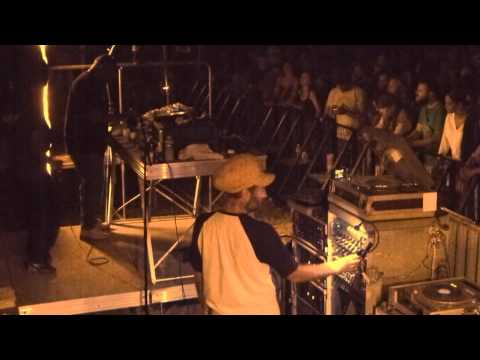 Garance 2012 Dub Station - Mad Professor ▶ Sister Audrey "Children Of The Ghetto" [Ariwa]