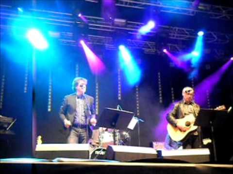 John Terra zingt Neil Diamond