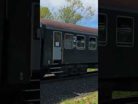 Historic Csörgő M41.2113 in maroon and grey 🇭🇺