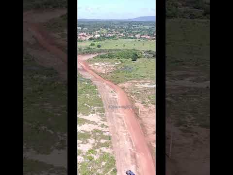 Construção asfáltica da estrada que liga a cidade de Geminiano pi a o povoado muquem