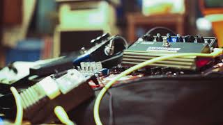 Video thumbnail for Rocktron Hypnotic Flange & Jet City Shockwave Distortion Quick Guitar Demo by Rob World