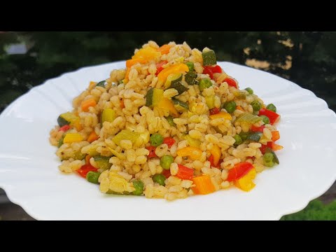 Come cucinare il Orzo Perlato & Insalata di Orzo perlato con le Verdure ottimo ricetta dietetica