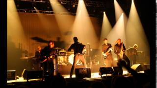 Crache   Les Ogres de Barback et Les Tete Raide