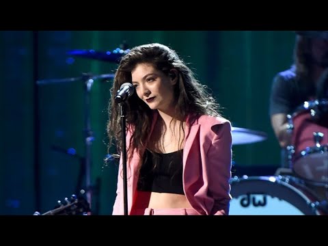 Nirvana - All Apologies (ft. Lorde) Rock and Roll Hall of Fame