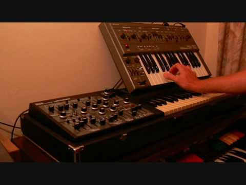 PURE ANALOG 3 cover/demo of Joan Armatrading "I'm lucky" with the analog SH-101 and SH-3a