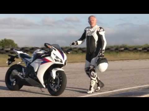 download lagu mp3 mp4 Cbr 1000rr 2012, download lagu Cbr 1000rr 2012 gratis, unduh video klip Cbr 1000rr 2012