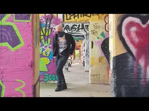 Nyllux Shuffle to 130 bpm Techno, Kickin' walls