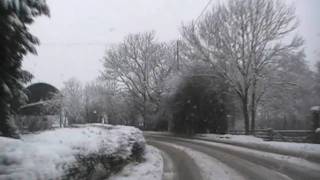 preview picture of video 'Driving In Snow Along The B4220 Between Cradley & Bosbury, Herefordshire, England 18th February 2010'