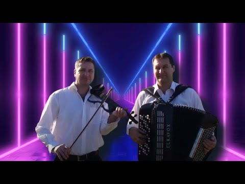 Mladi Braca Bojici - Hej kuco moja kuco u dolini  -  UZIVO