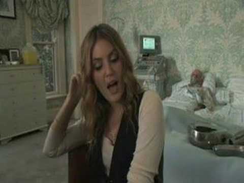 Chuck School of Texting - Text N Drive