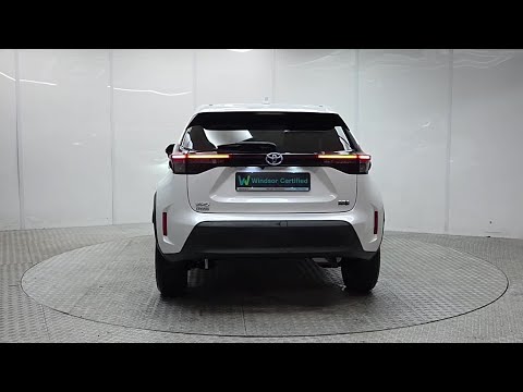 Toyota Yaris Cross 1.5 G Hybrid Auto - Image 2