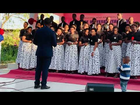 UMESUMBUKA-KING'ONGO SDA CHOIR{Live Performance}