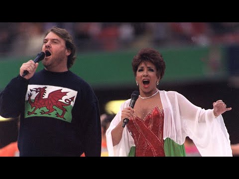 Dame Shirley Bassey & Bryn Terfel - World In Union (Rugby World Cup Closing Ceremony 1999)