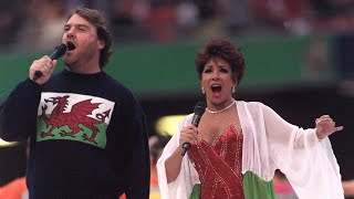 Dame Shirley Bassey &amp; Bryn Terfel - World In Union (Rugby World Cup Closing Ceremony 1999)