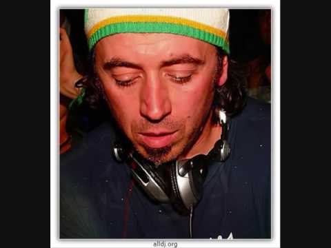 Benny Benassi vs Bowie Dj (HQ)