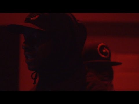 Smoke Dawg feat. Skepta - OVERSEAS (Official Video)