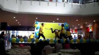 preview picture of video 'Exzadge 22 at Goldilocks Tacloban 2nd Anniversary'