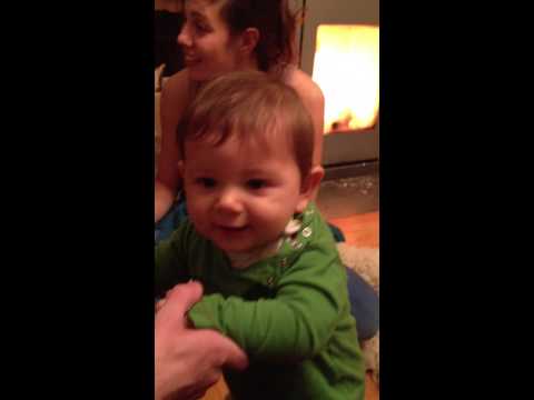 baby dancing to KinDzaDza