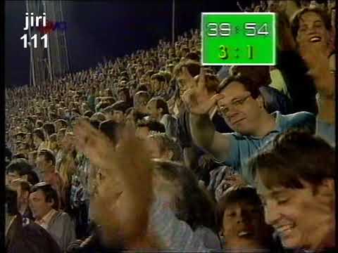 Vzpomínka na slavný fotbalový stadion Za Lužánkami