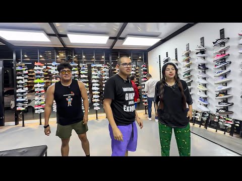 ZULLY BUYING SHOES WITH SACHA UZUMAKI AND SIDERAL