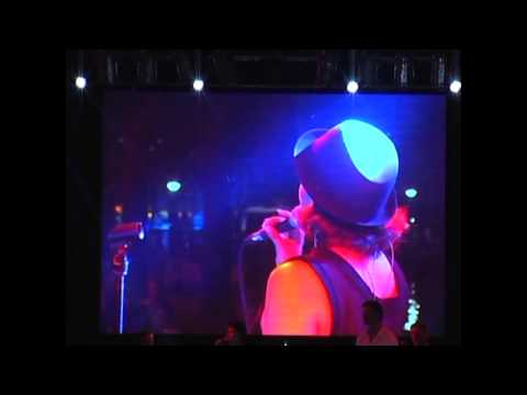 Massimo (iz NSa i Bijeljine:) i Nina Badric-"Stranac u noci"