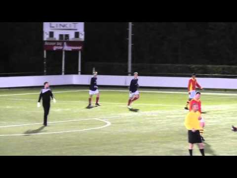 29 sept 2015 UVV 1 - Sporting 70 vriendsch 5-0 Doelpunt Carlo (3-0)