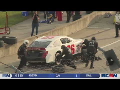 Fans return to the racetrack at Toledo Speedway