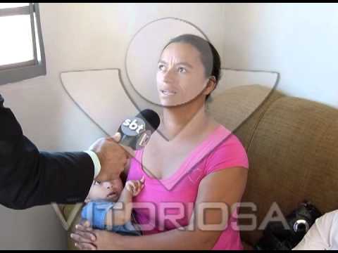 Mulher passa necessidades ao lado de três filhos - Parte 1