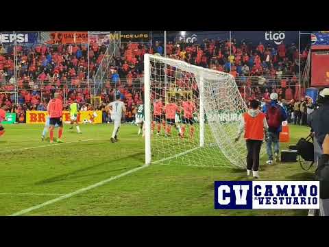 Bronca y pelea entre los rojos del CSD Municipal y Antigua GFC | Final de vuelta del Apertura 2025