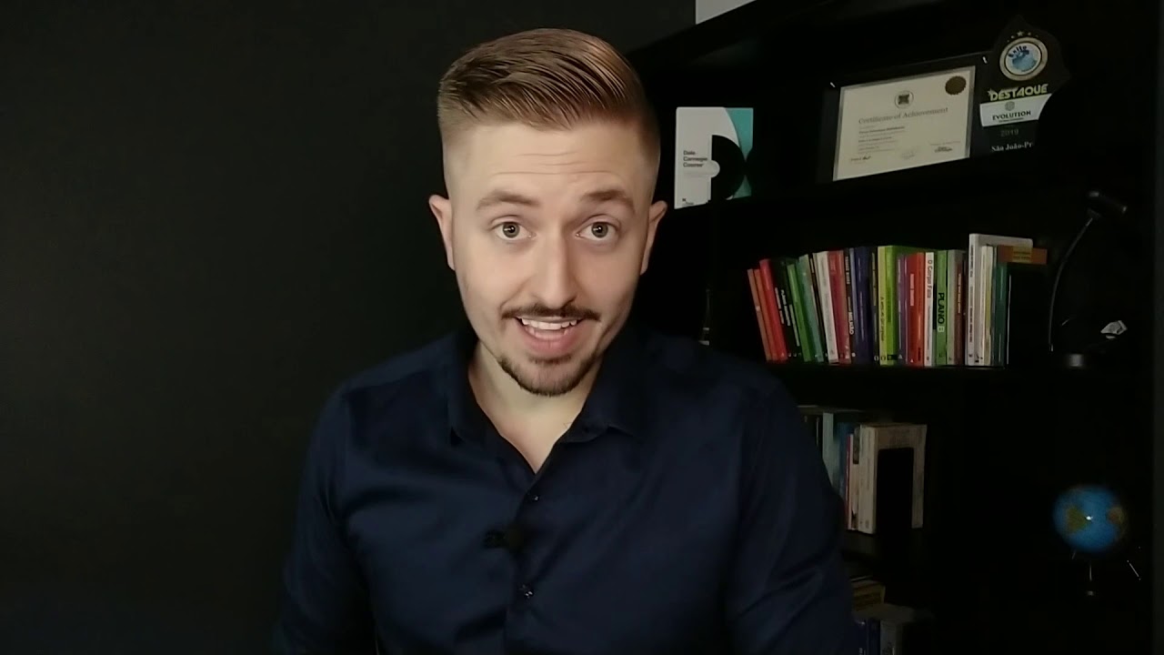 Watch Now Qual o COMPRIMENTO e a LARGURA IDEAL para uma garagem Qual o COMPRIMENTO e a LARGURA IDEAL para uma garagem