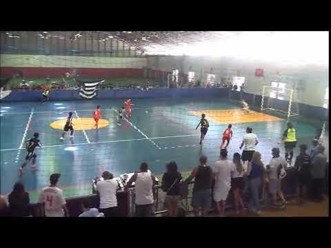Ich vermisse es, Futsal zu spielen. 9 Jahre alt Rio de Janeiro - Brasilien - 2014