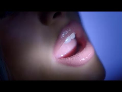 download lagu mp3 mp4 Ariana Grande Open Mouth, download lagu Ariana Grande Open Mouth gratis, unduh video klip Ariana Grande Open Mouth