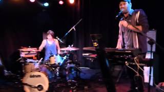 TeamMate - Girls With Boys Names (Live @ Club Cafe)