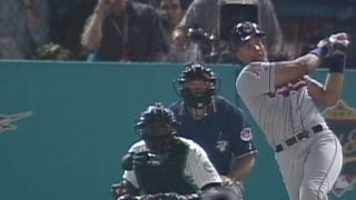 1997 WS Gm2: Alomar's homer extends the Tribe's lead