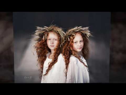 download lagu mp3 mp4 Roberta Photography, download lagu Roberta Photography gratis, unduh video klip Roberta Photography