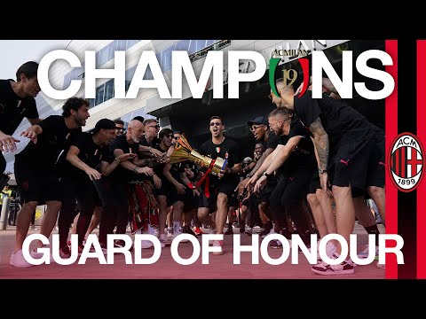 La sfilata della Coppa e dei Campioni | WeTheChamp19ns