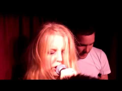 Polly Scattergood - Falling (Live at The Workshop, Hoxton, London 2014)