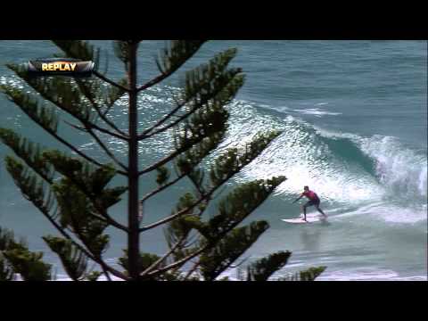 Kelly Slater Slashes a 9.07 - 2014 Quiksilver Pro Gold Coast