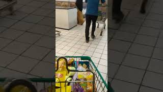 Download lagu lagi belanja di mall,,,eh ketemu cewek bercadar /bikin mata meleleh mp3