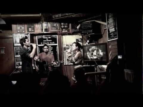 Danny Leiva feat. The Sweet Escape – So Stupid