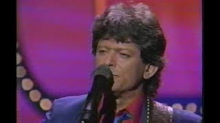 Ridin&#39; My Thumb to Mexico - Johnny Rodriguez - Live