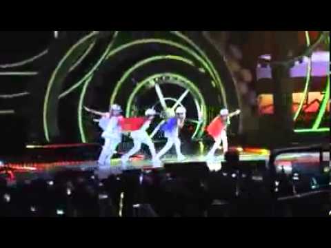 131122 MAMA The fox says barbarbar, Ylvis & Crayon Pop