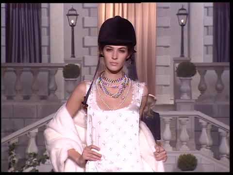 DSQUARED2 FALL WINTER 2007 WOMEN'S FASHION SHOW