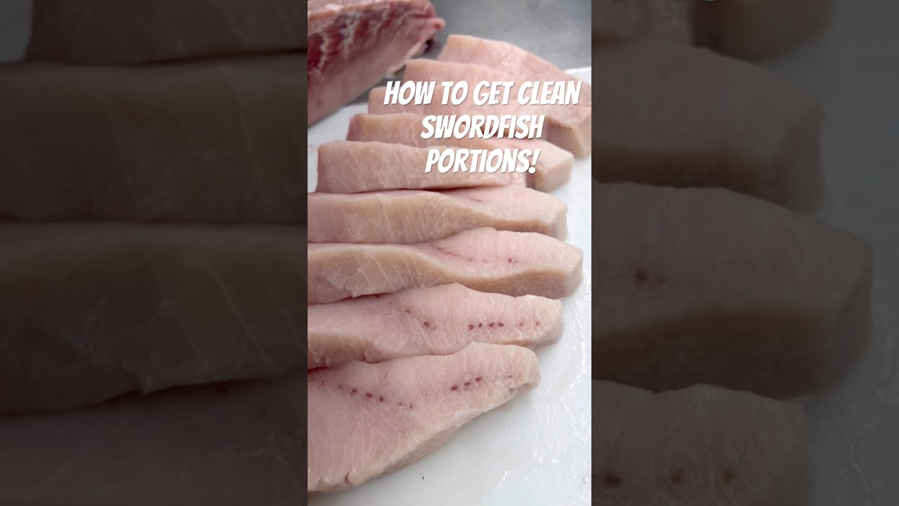 CLEAN SWORDFISH #portioncontrol #swordfish #clean #fishcutting_skills #fish #fishcutting #shorts #up